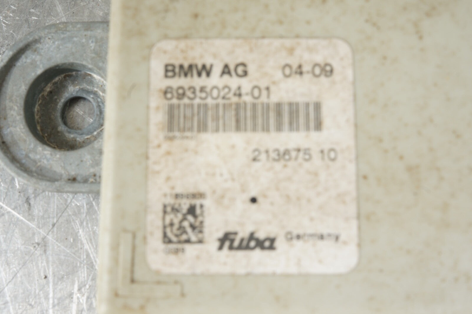 2011-2016 BMW 528I 535I  F10 ANTENNA AMPLIFIER CONTROL MODULE OEM 6935024-01