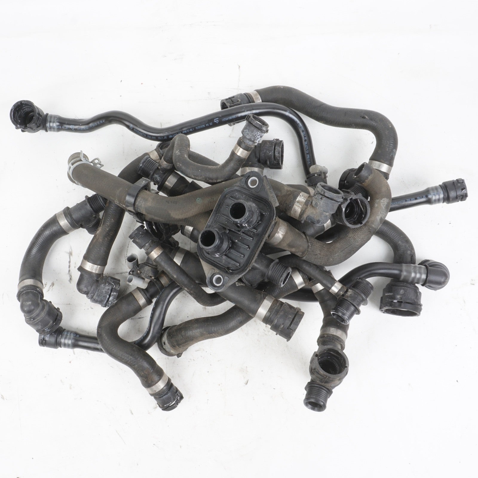 2022 - 2024 MERCEDES EQB350 EQB300 COOLANT COOLING HOSE TUBE PIPE LINE SET