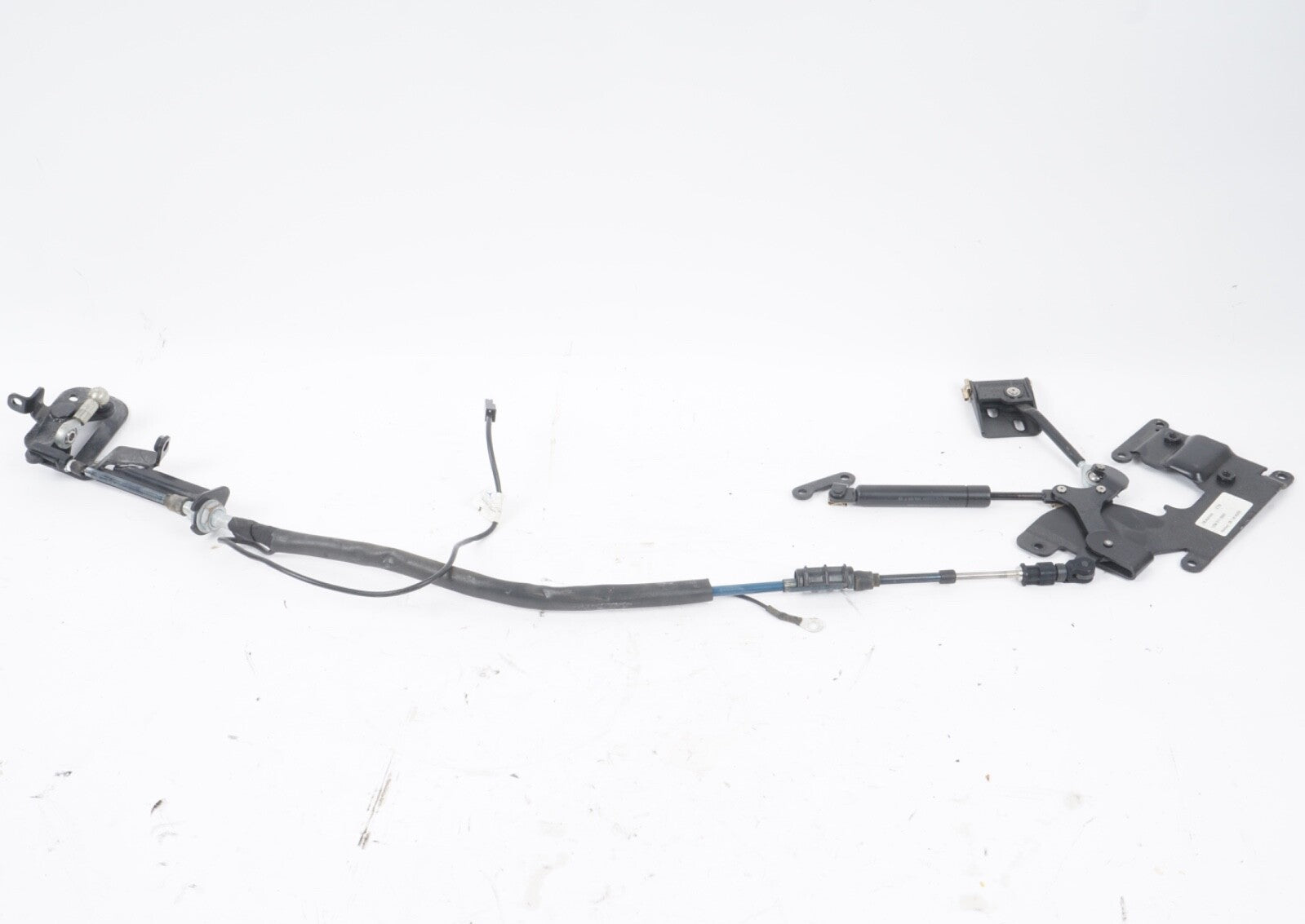 2003 - 2008 MERCEDES BENZ SL500 R230 REAR LOCK LATCH PART 12043110000