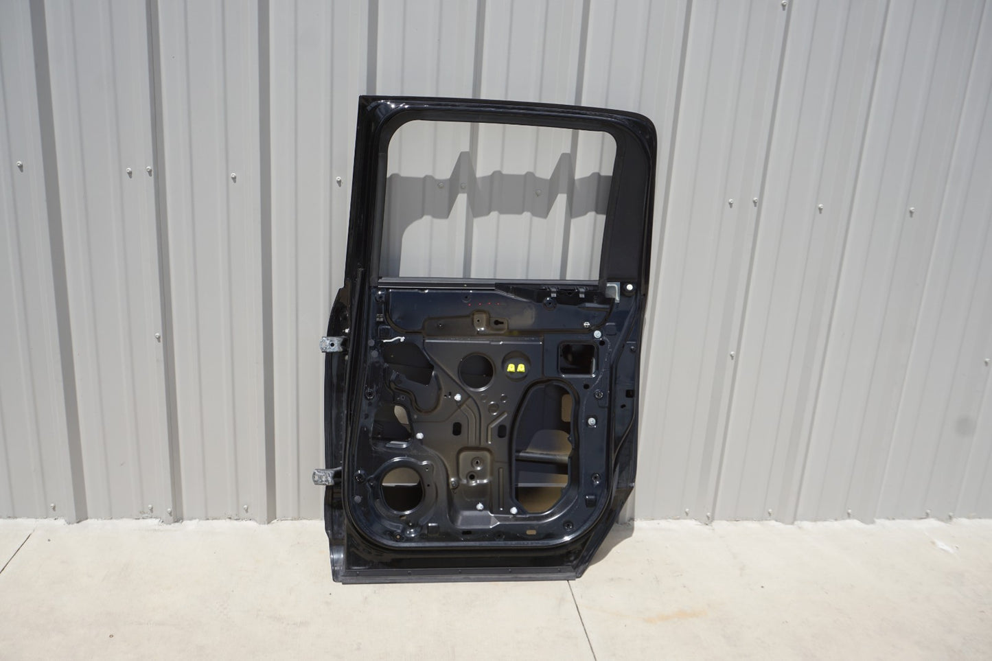 2018 - 2024 NISSAN TITAN XD CREW CAB RIGHT PASSENGER REAR DOOR SHELL PANEL OEM