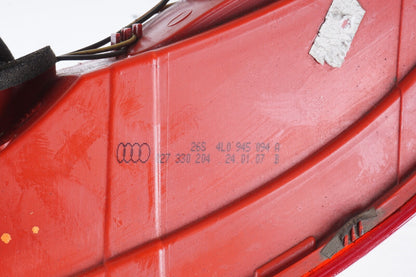 2010-2015 Audi Q7 Rear Right Passenger Side Tail Light 4L0945094 A