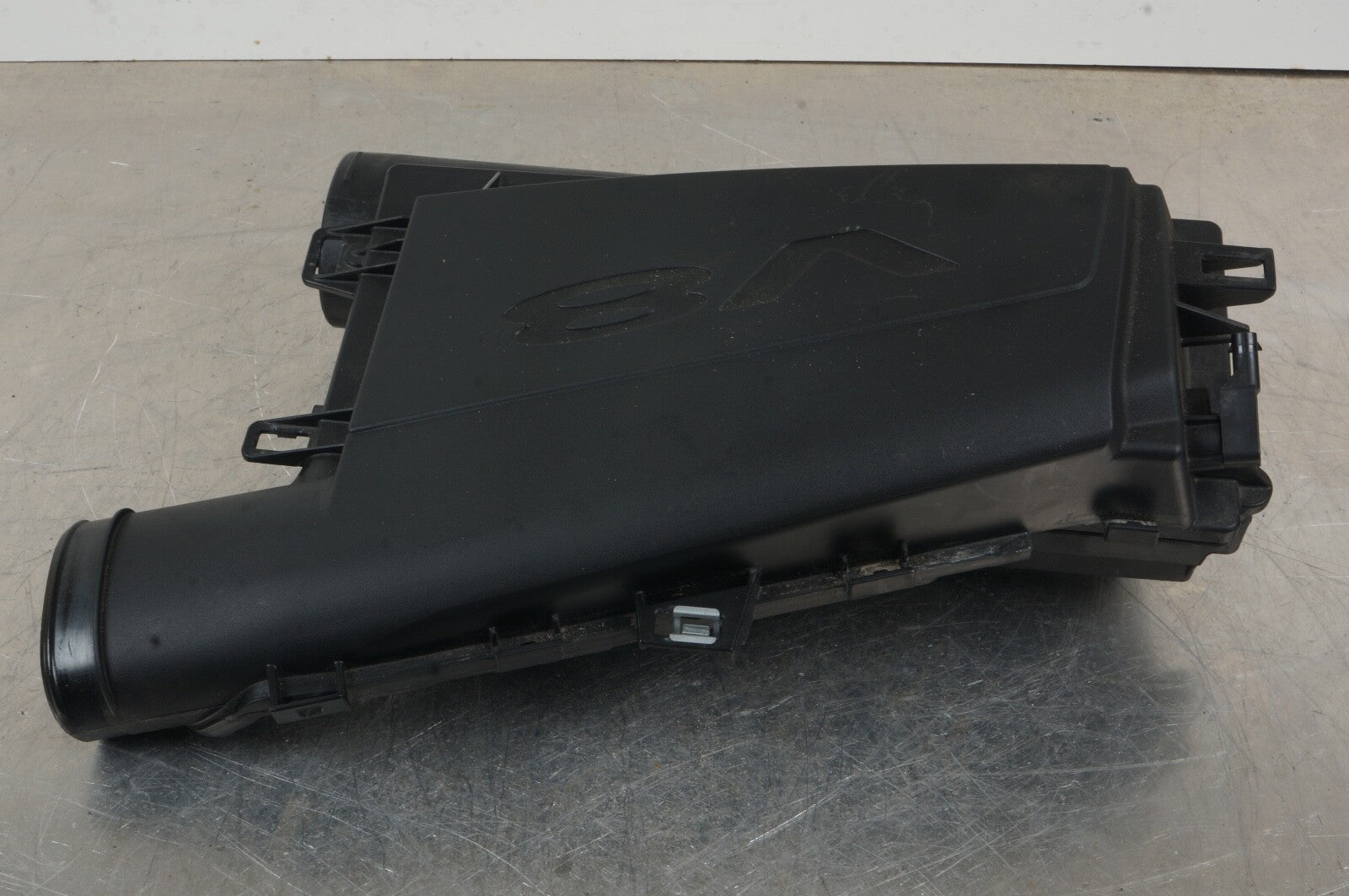 12-17 Mercedes W221 S550 CL550 E550 Air Intake Cleaner Box Right 2780900201 OEM