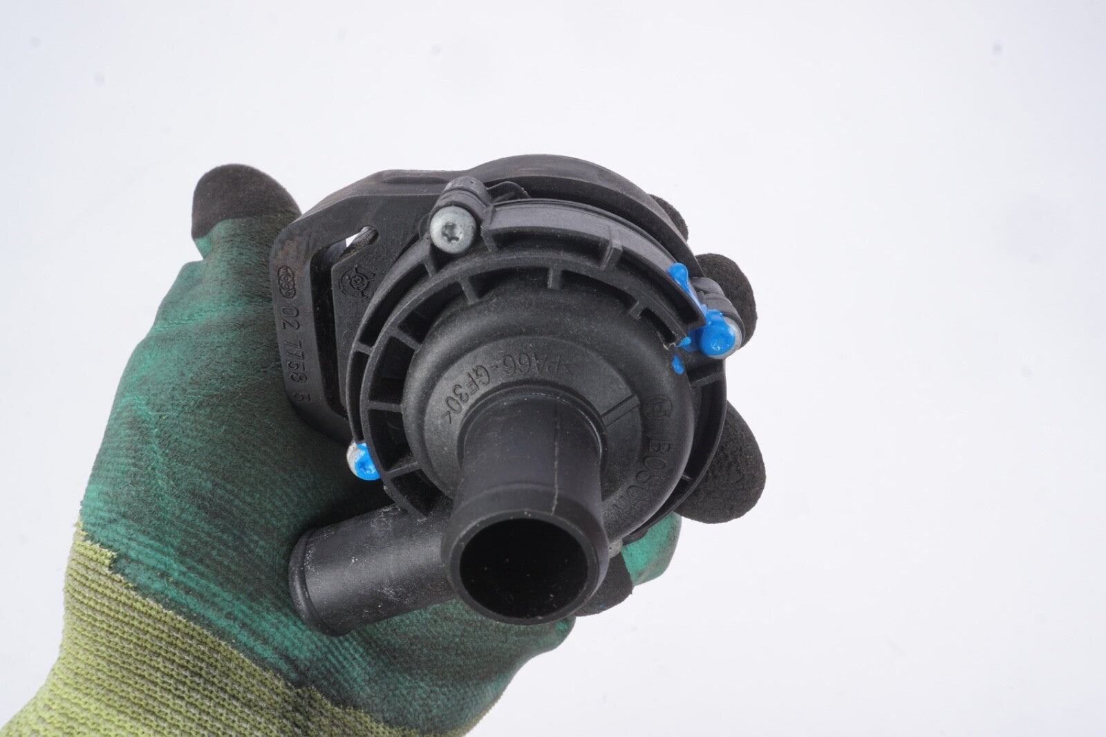 2010-2016 MERCEDES E350 W212 AUXILIARY COOLANT WATER PUMP OEM