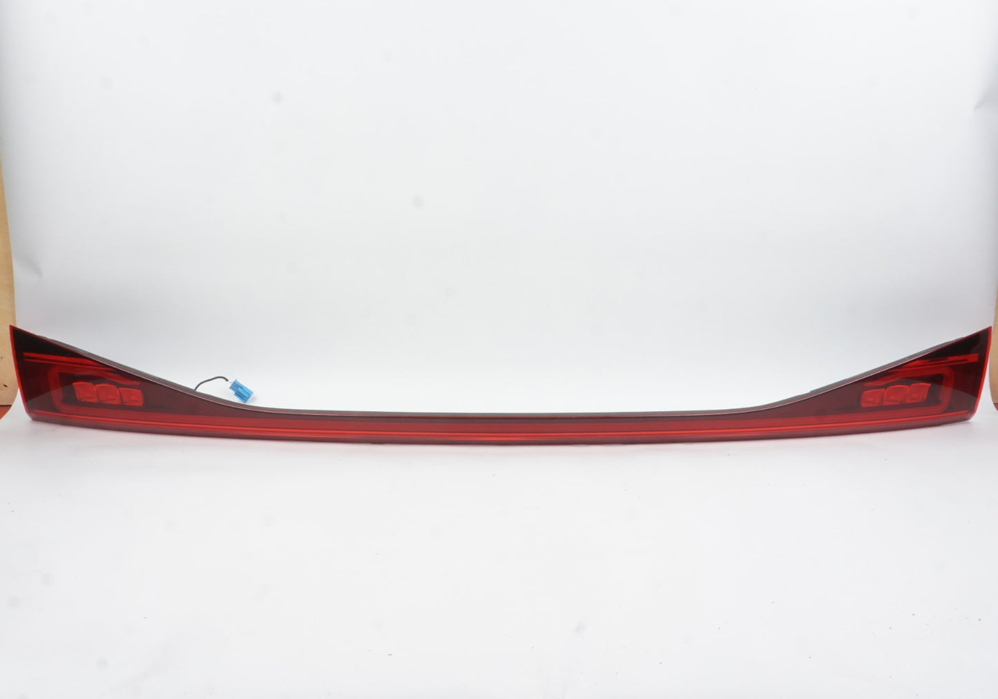 2022 - 2024 Mercedes EQB350 Tail Light LED Rear Center Liftgate OEM