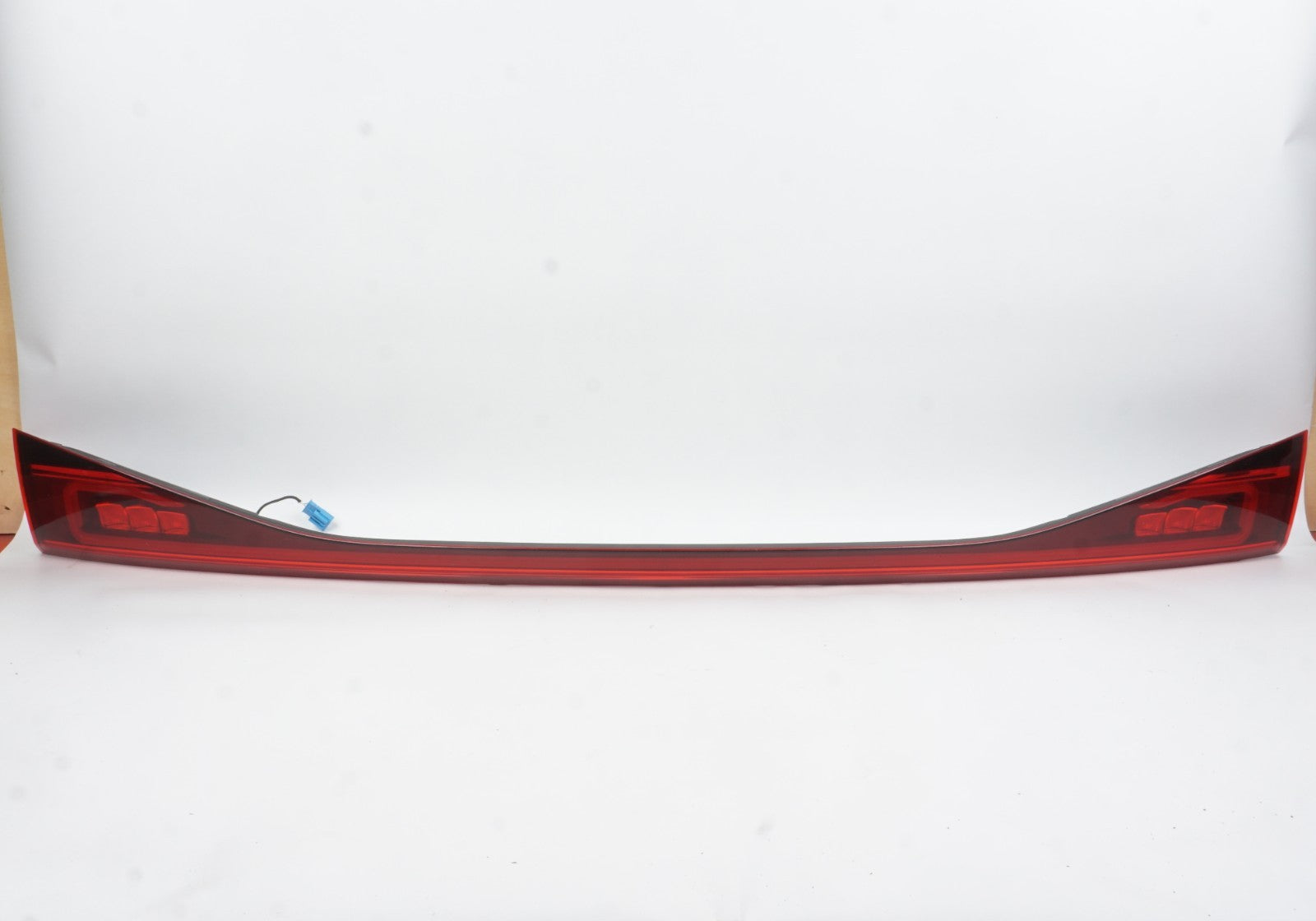 2022 - 2024 Mercedes EQB350 Tail Light LED Rear Center Liftgate OEM
