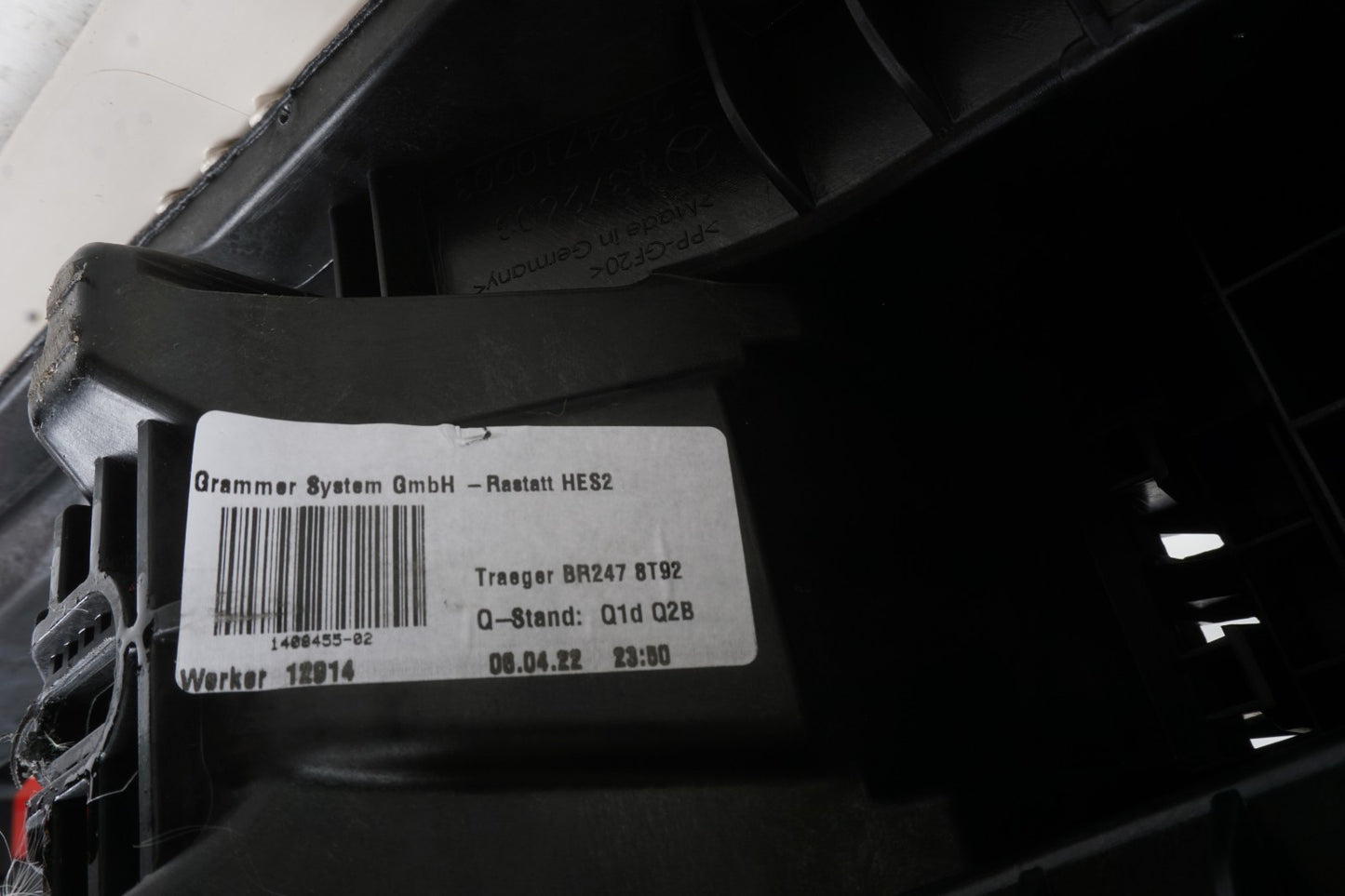 2022 - 2024 MERCEDES EQB350 X243 CONSOLE BASE FRAME BODY BRACKET SUPPORT OEM