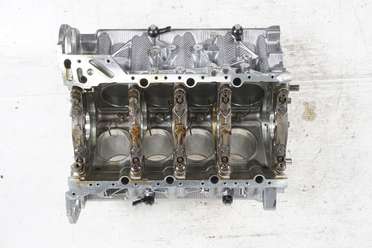 09-14 BMW 550i 550iGT 750i X5 X6 (F01 F06 F07 F10) 4.4L TWIN TURBO ENGINE BLOCK
