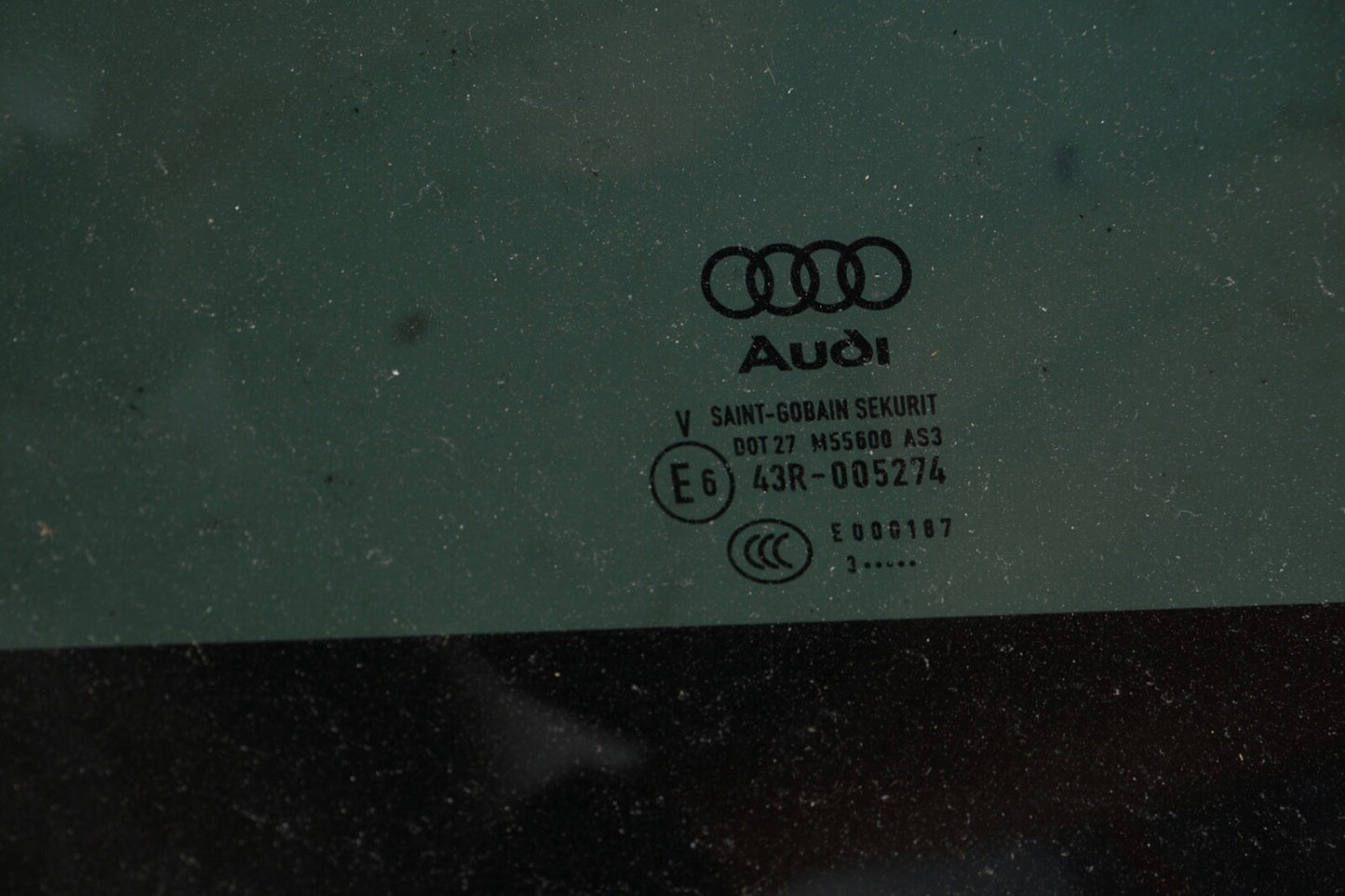 2011-2018 AUDI A8 (D4 4H) - FRONT PANORAMIC SUNROOF SUN ROOF GLASS WINDOW