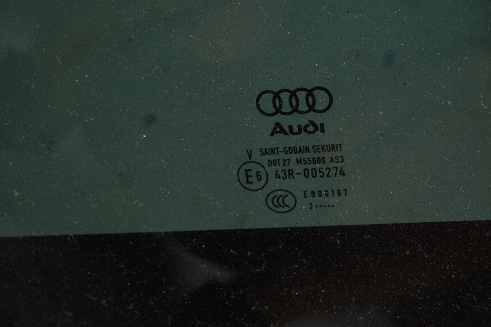 2011-2018 AUDI A8 (D4 4H) - FRONT PANORAMIC SUNROOF SUN ROOF GLASS WINDOW