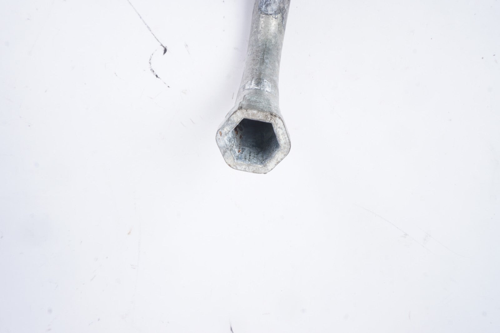 2012 - 2017 AUDI A7 S7 Lug Nut Wrench 8N0012219  OEM