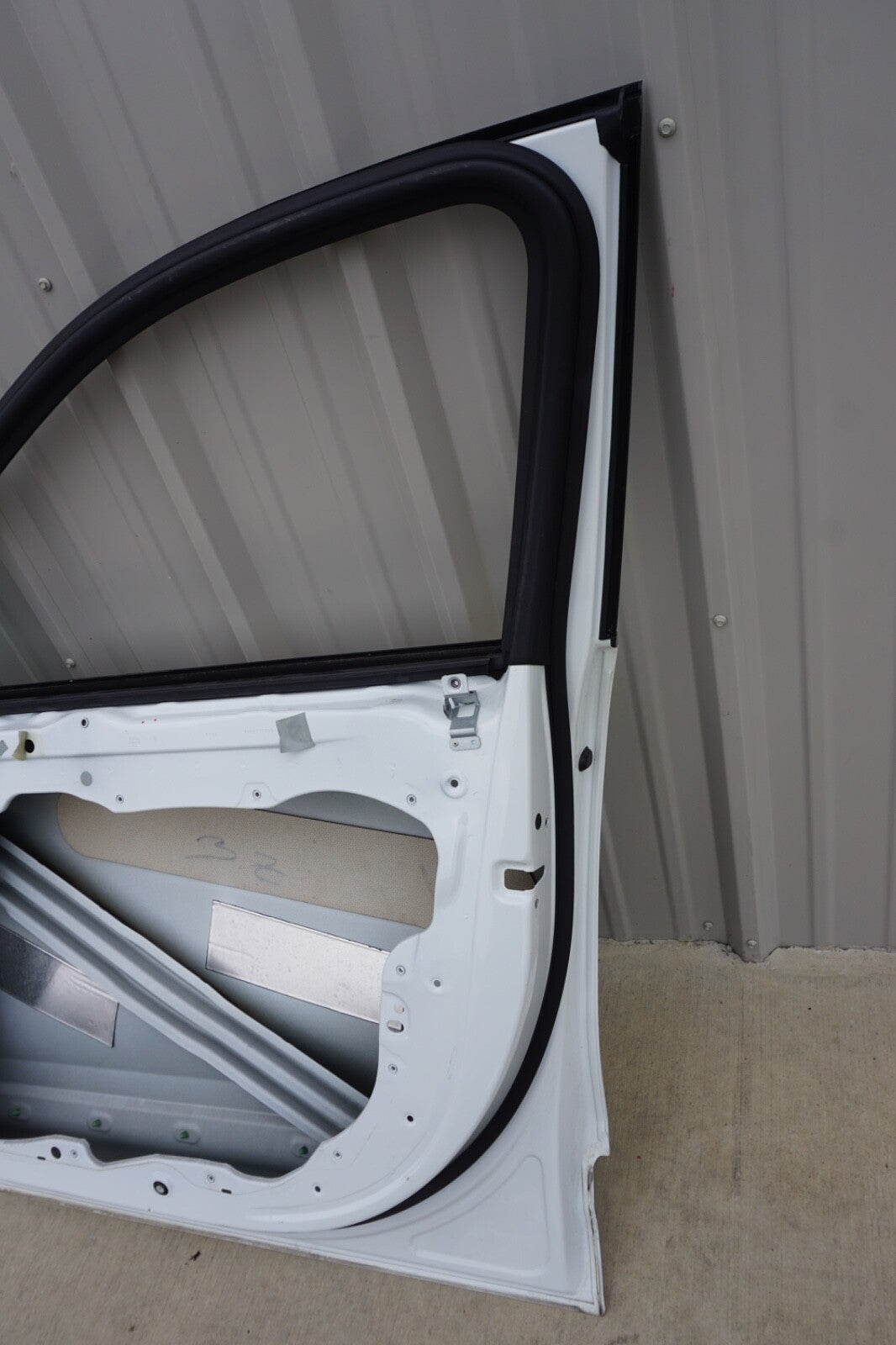 2011 - 2018 Porsche Cayenne 958 Front Door Shell Right Passenger Side OEM