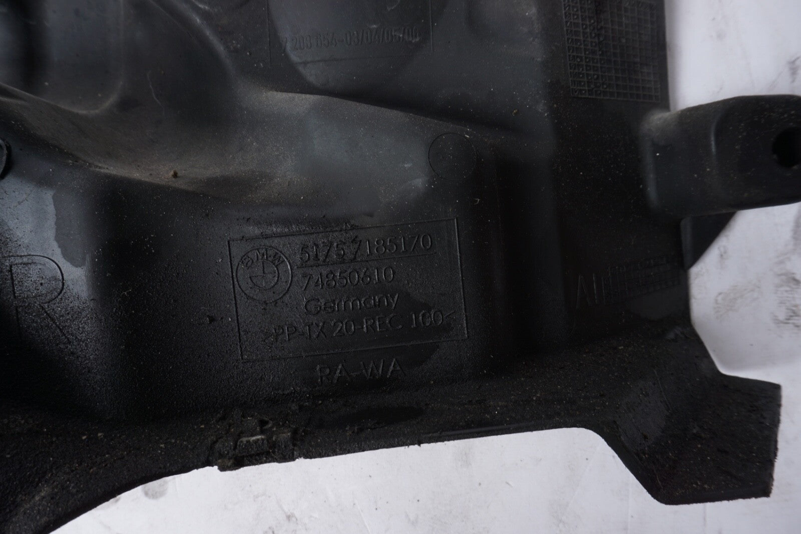 2012-2018 BMW 650I - Right Steering RACK / GEAR Cover 7185170