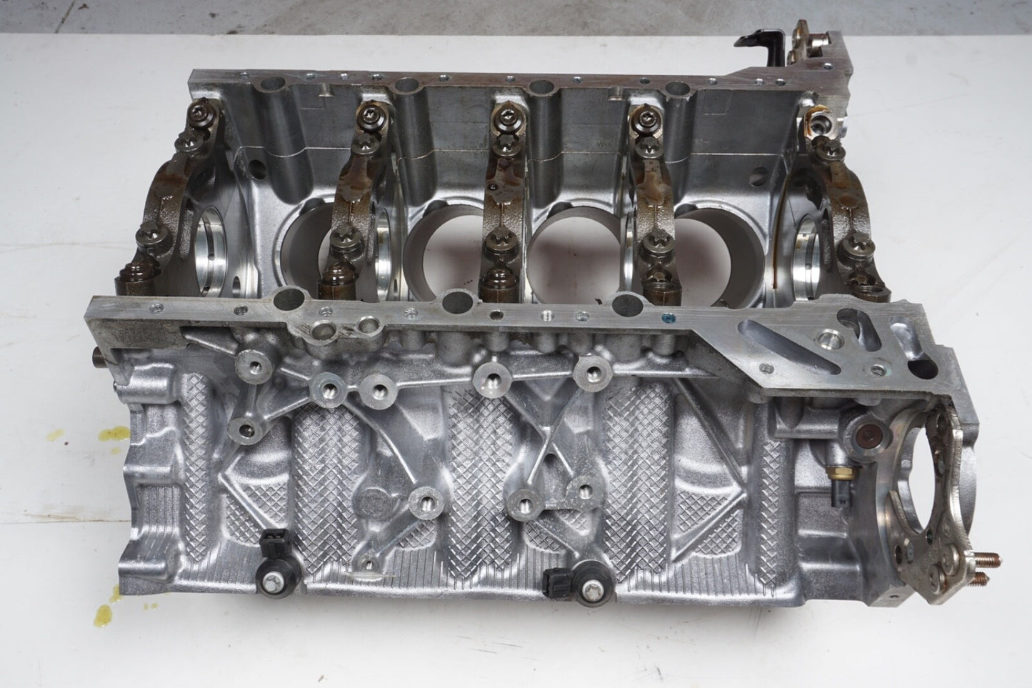 2011-2016 BMW 550I F10 ENGINE CYLINDER BLOCK HOUSING OEM