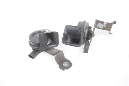 2012-2019 Volkswagen Passat Horn Signal High & Low w/ Bracket OEM