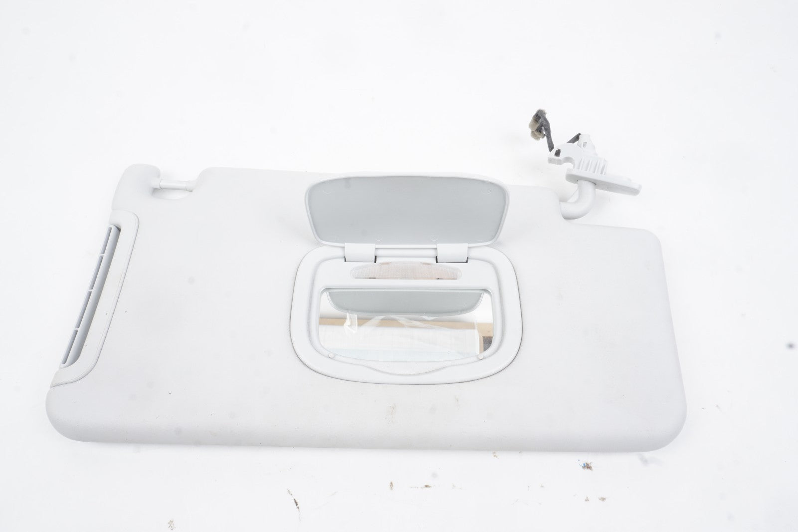 2015-2023 Jeep Renegade Sun Visor Right Passenger Side OEM