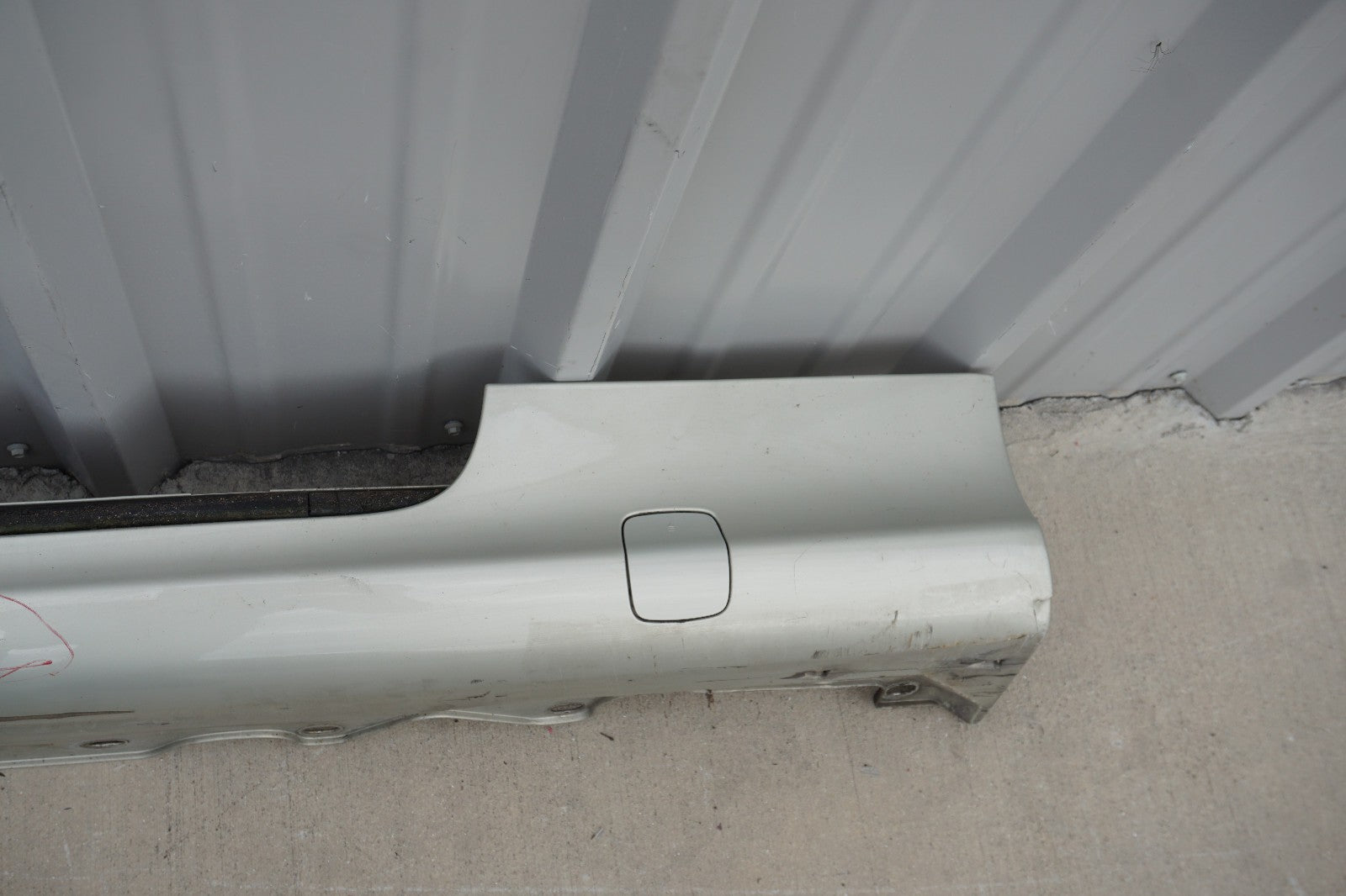 2003 - 2008 Mercedes Sl500 Rear Right Side Rocker Panel Skirt Molding OEM