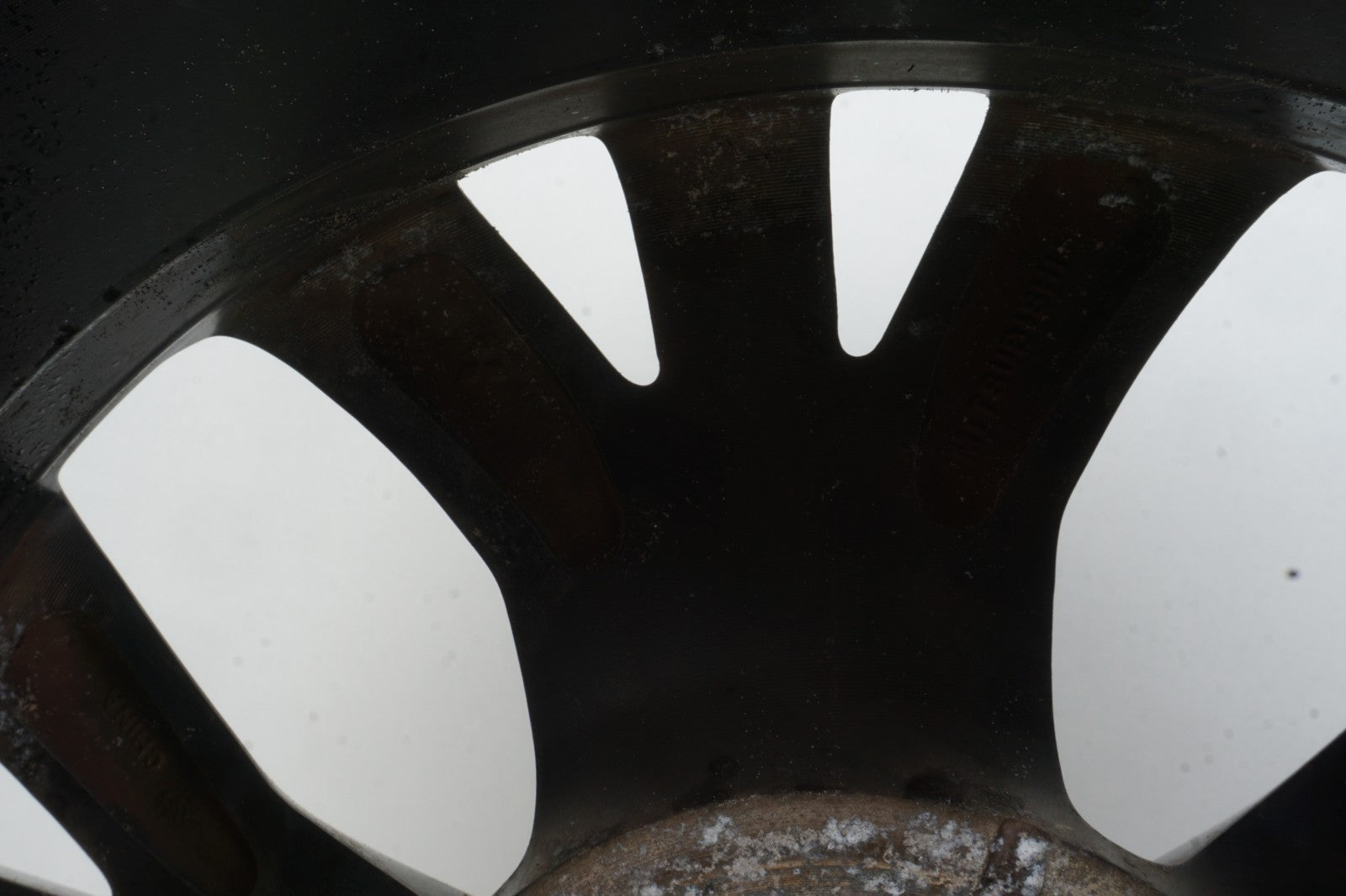 2016 - 2018 MITSUBISHI OUTLANDER ALUMINIUM WHEEL RIM  ALLOY J18X7J OEM