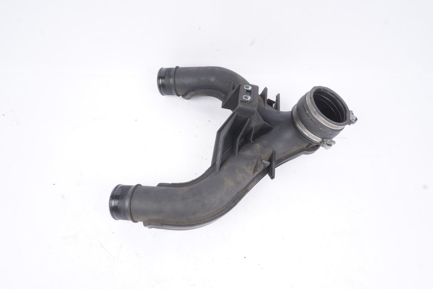 2014-2020 Maserati Ghibli 3.0L Engine Air Intake Duct Tube Hose 670001350 OEM