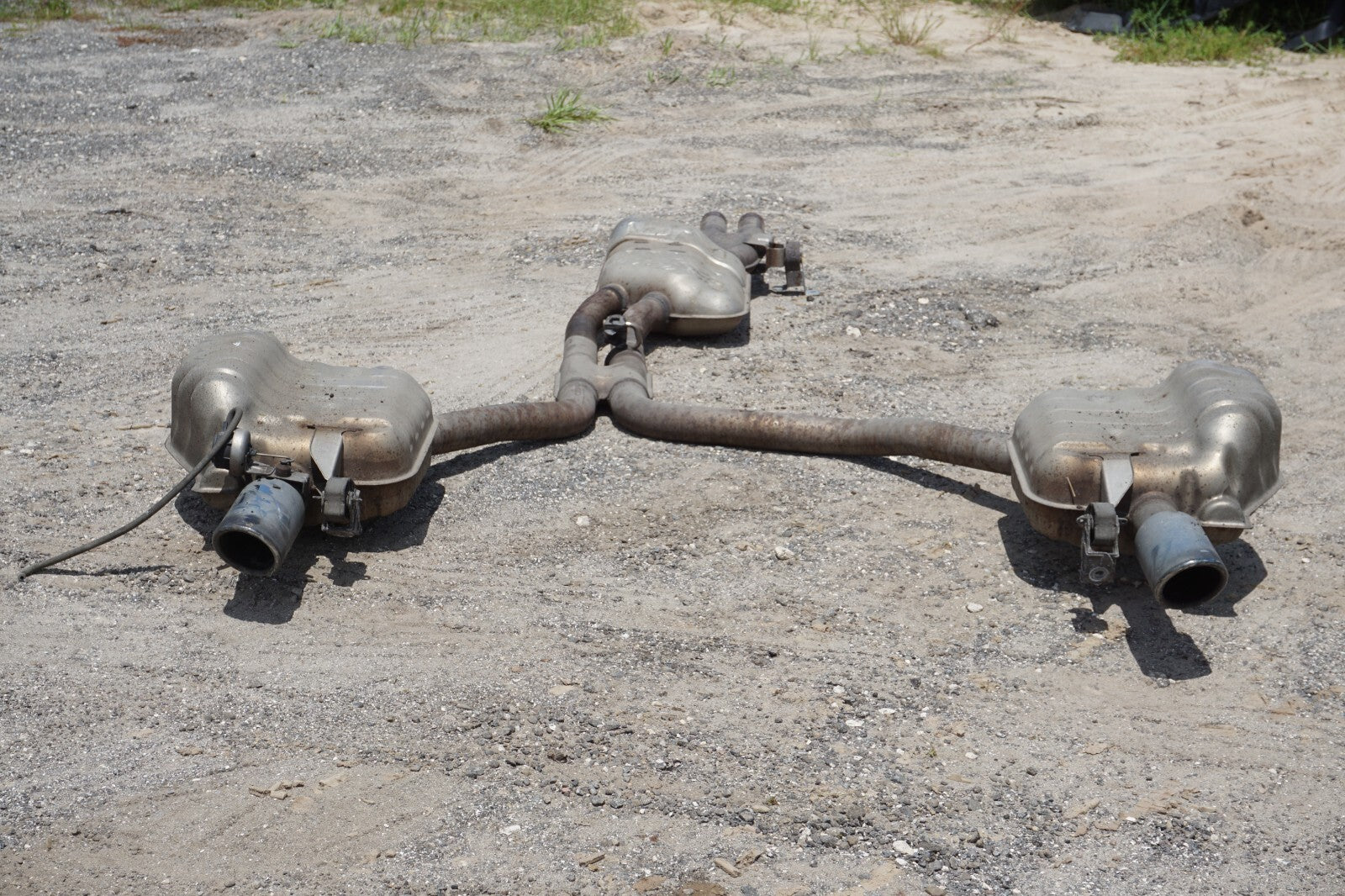 2013 - 2017 AUDI A8 A8L 3.0L EXHAUST SYSTEM PIPE W/ MUFFLER OEM