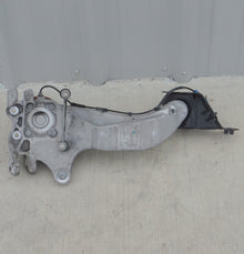 11-16 Mini Cooper Countryman Rear Left Driver Spindle Knuckle Wheel Hub OEM
