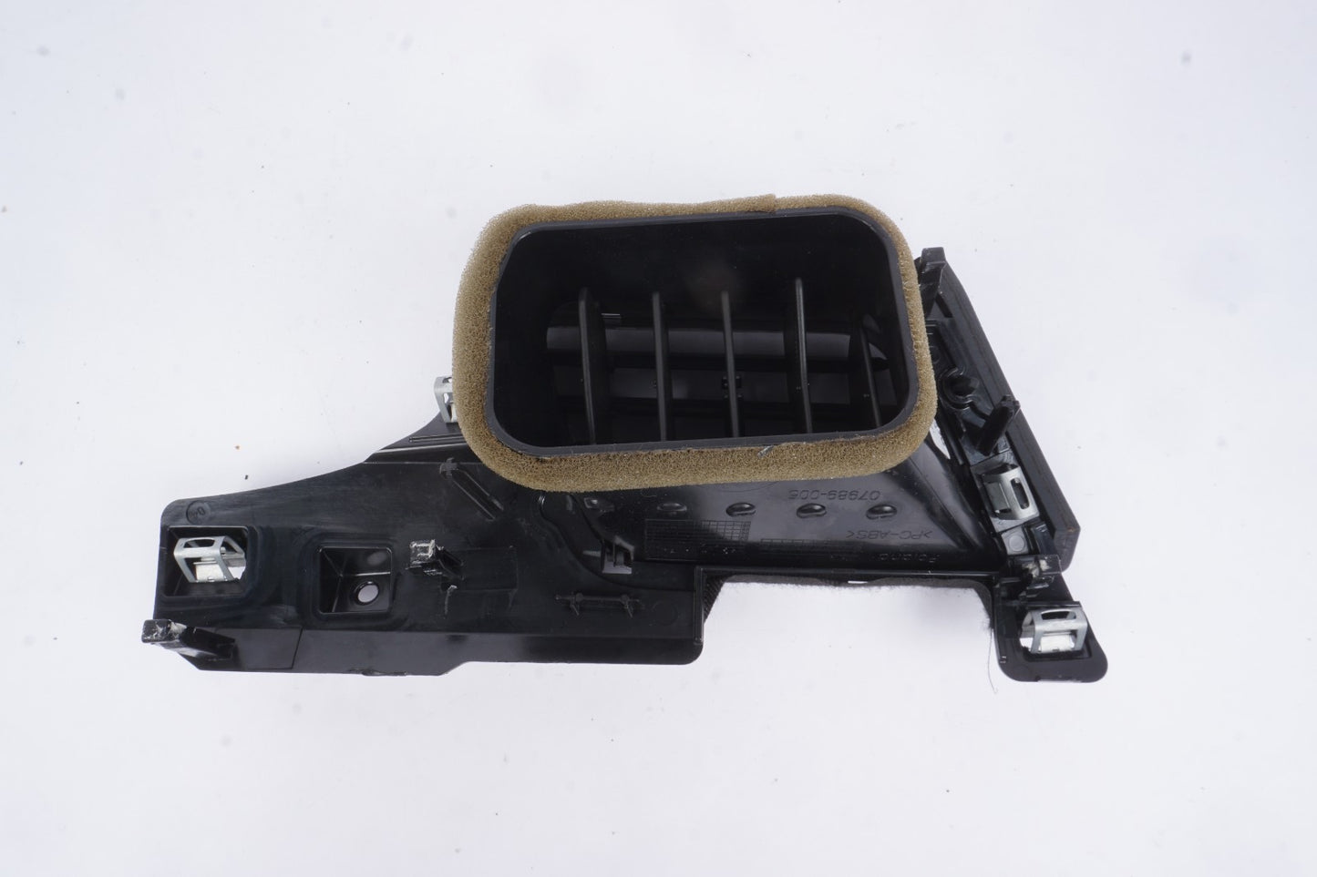 2011 - 2018 AUDI A8 QUATTRO FRONT LEFT DRIVER SIDE DASHBOARD AIR VENT OEM