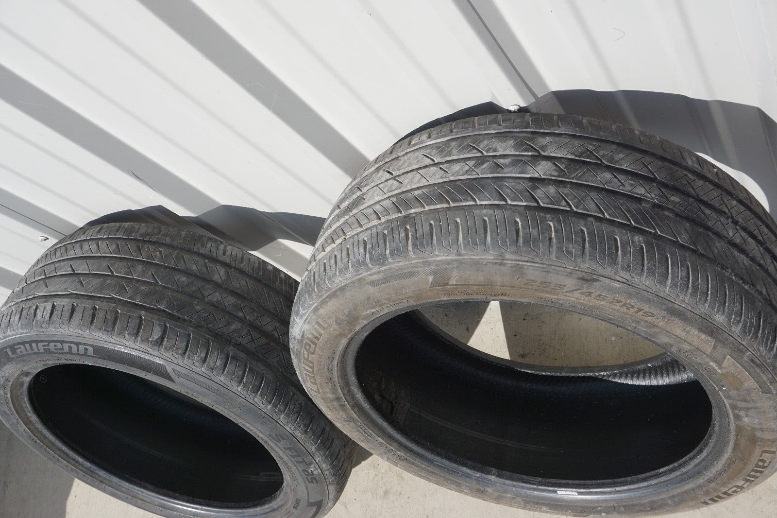 2 Used Tires 255/45ZR19 Laufenn S Fit AS 104W - 7/32
