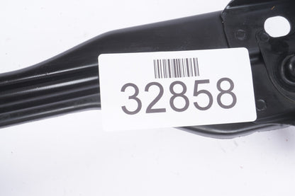 2007-2013 MERCEDES W221 S500 S550 S63 FRONT LOWER RADIATOR SUPPORT TIE BRACKET