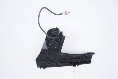 MERCEDES BENZ C250 C350 E350 W204 OEM CENTER CONSOLE USB MOUNT PLATE