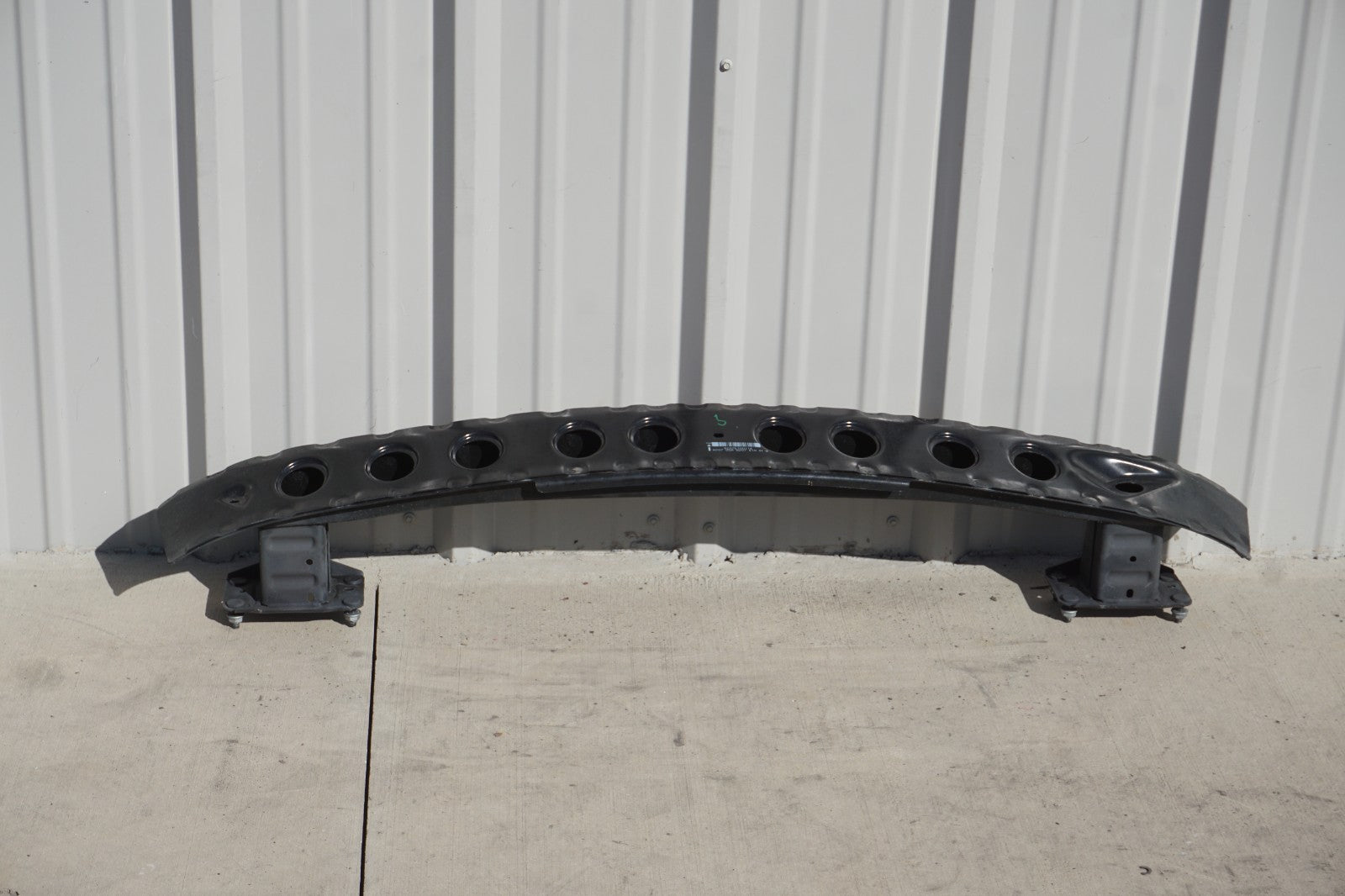 11-17 Mercedes W207 E350 E550 Convertible Coupe Rear Bumper Reinforcement  OEM