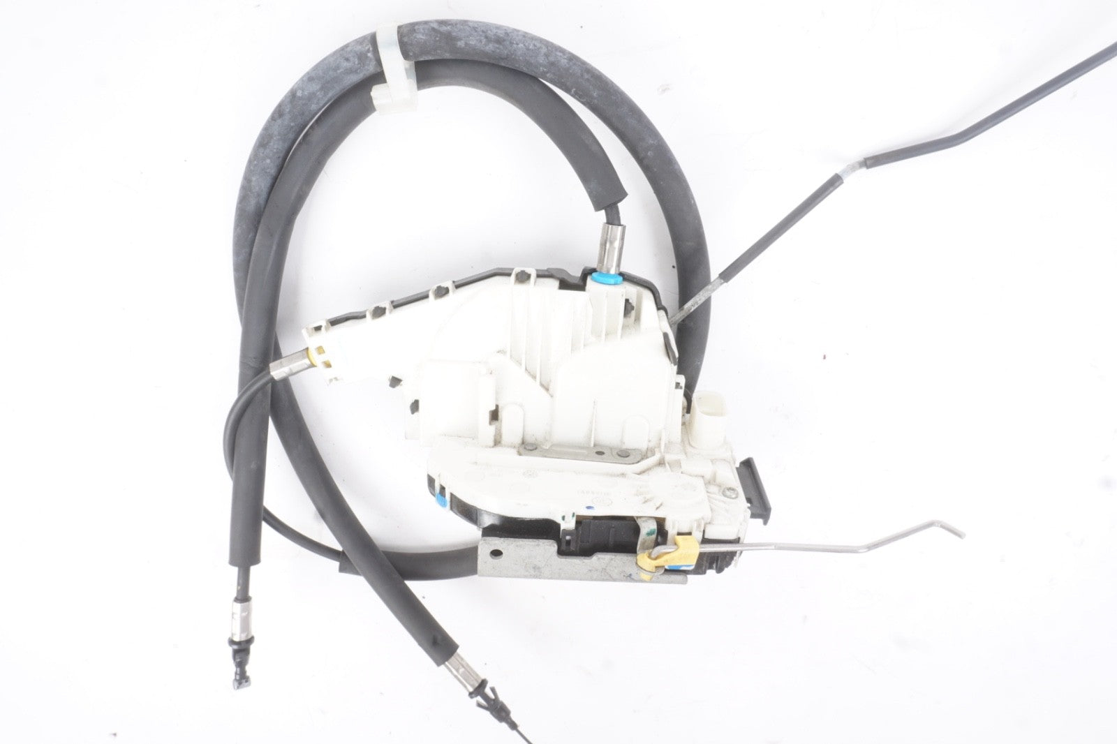 2014 - 2019 Maserati Ghibli SQ4 Front Left Door Lock Latch OEM
