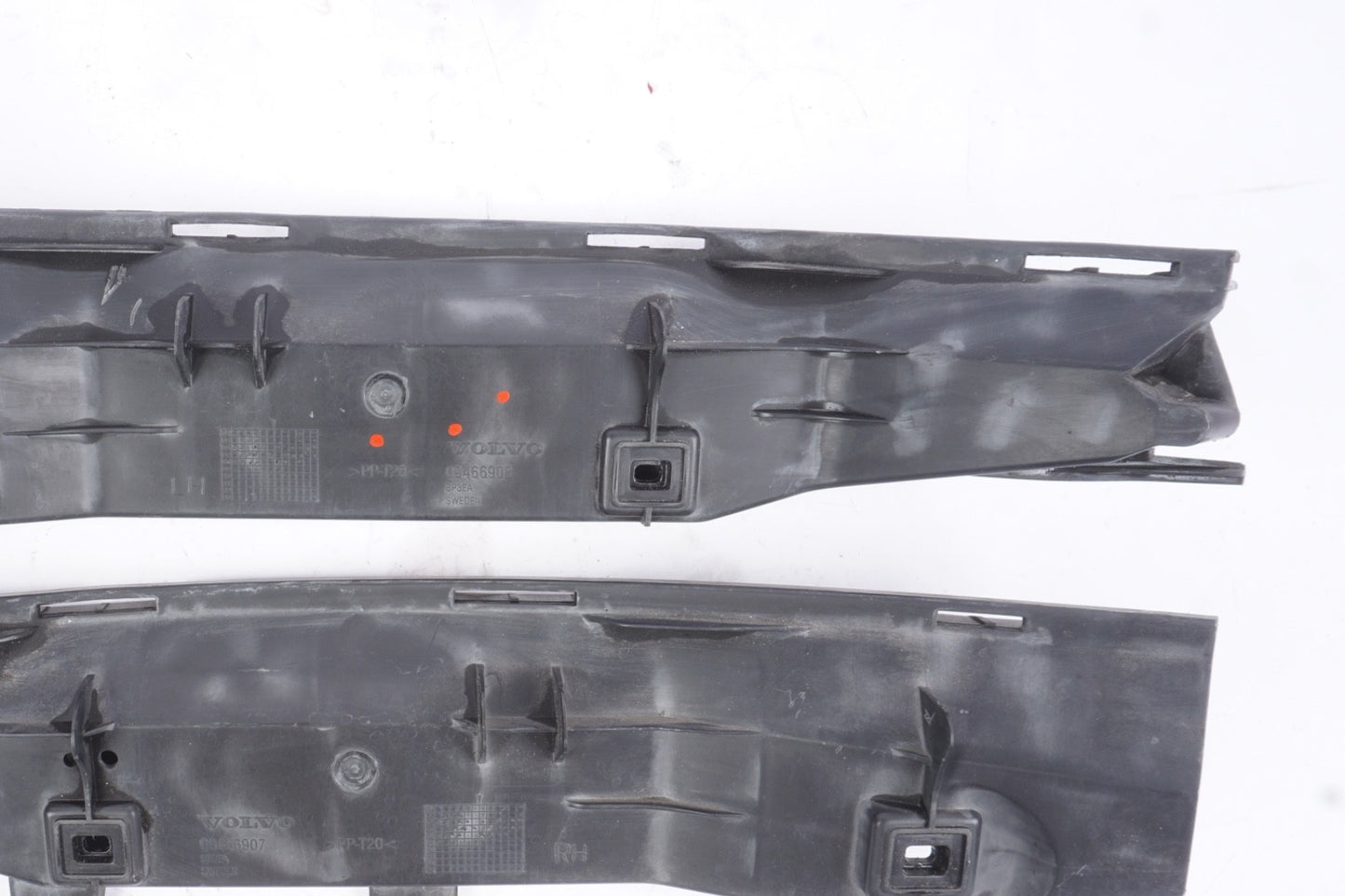 2006-2013 VOLVO C70 REAR BUMPER SUPPORT BRACKET RIGHT & LEFT SET OEM