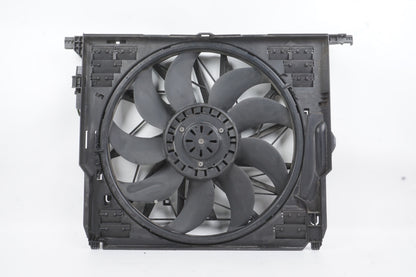 OEM BMW F02 F06 F10 F12 F13 550 650 750 Radiator Cooling Fan Shroud w Motor