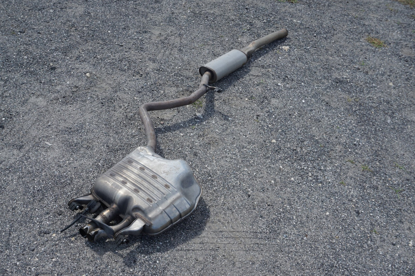 14-17 Mercedes S550 W222 Exhaust Resonator Pipe Muffler Driver Side Left OEM