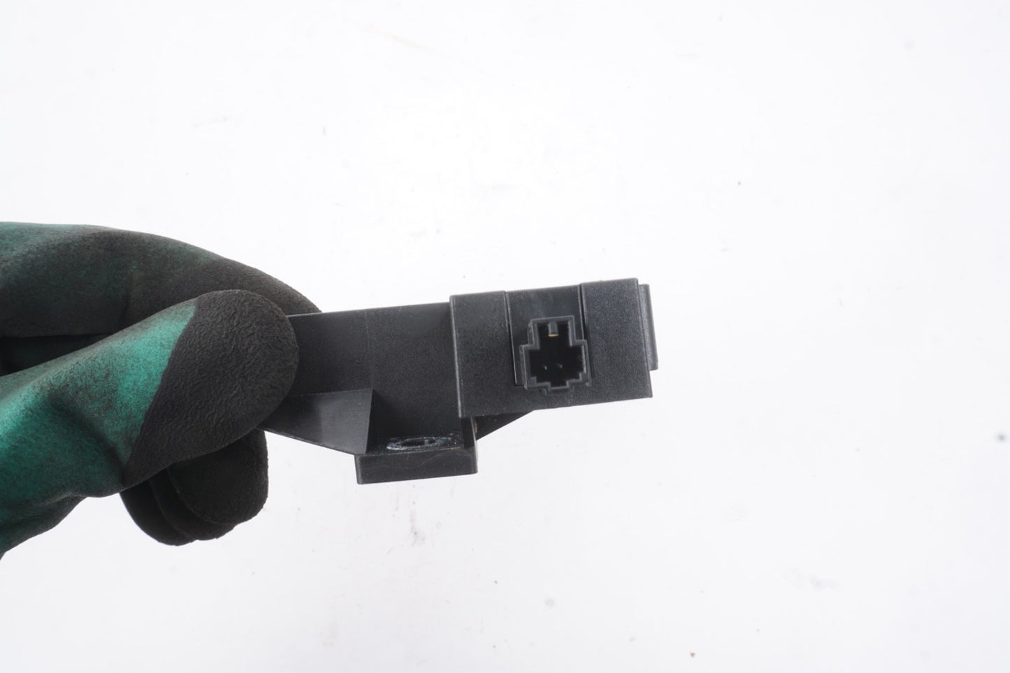 2005 - 2011 Audi A6 Quattro Keyless Entry Antenna Module OEM