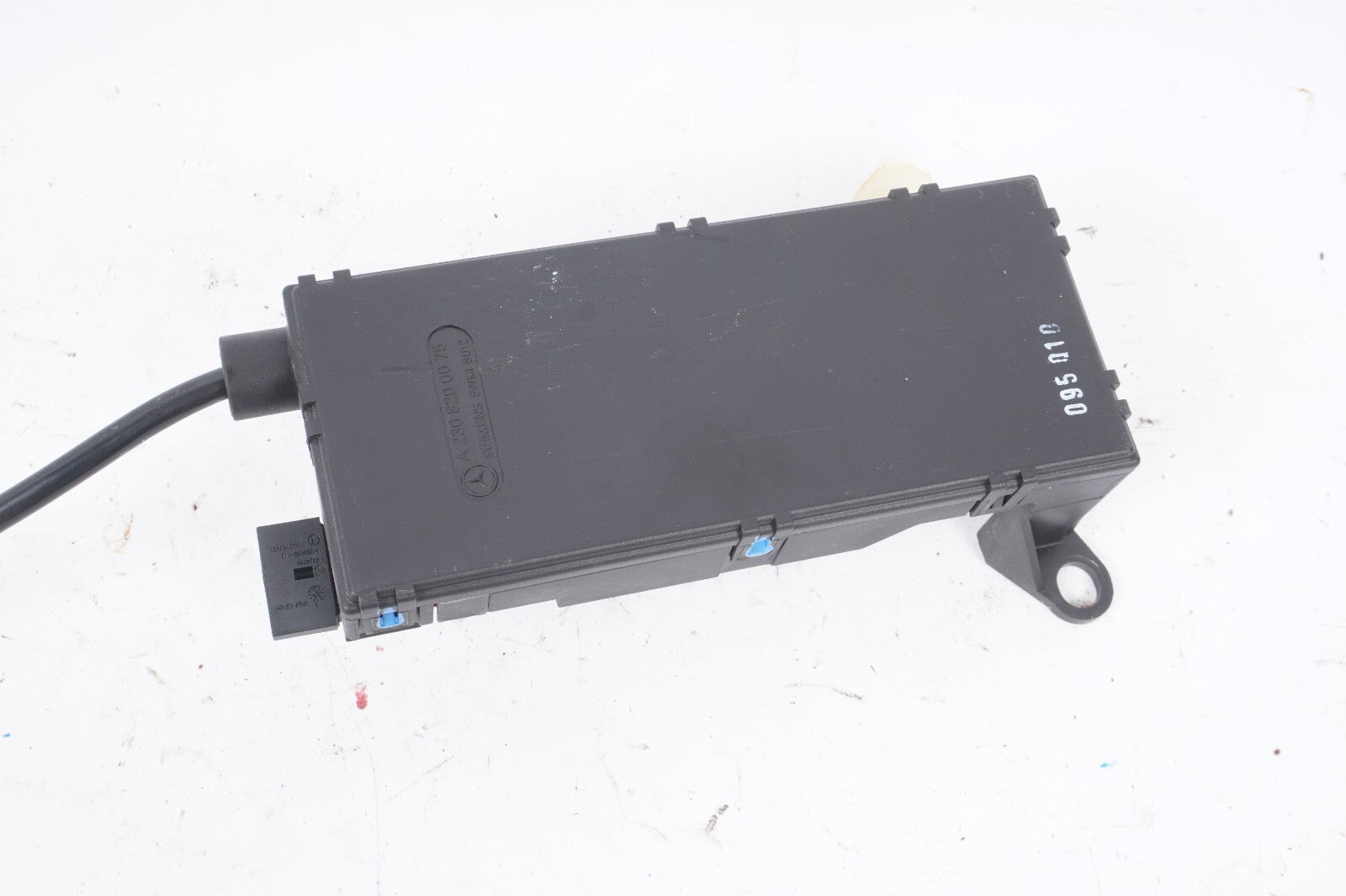 03-06 Mercedes R230 SL500 SL55 Right Door Keyless Go Entry Antenna Module OEM