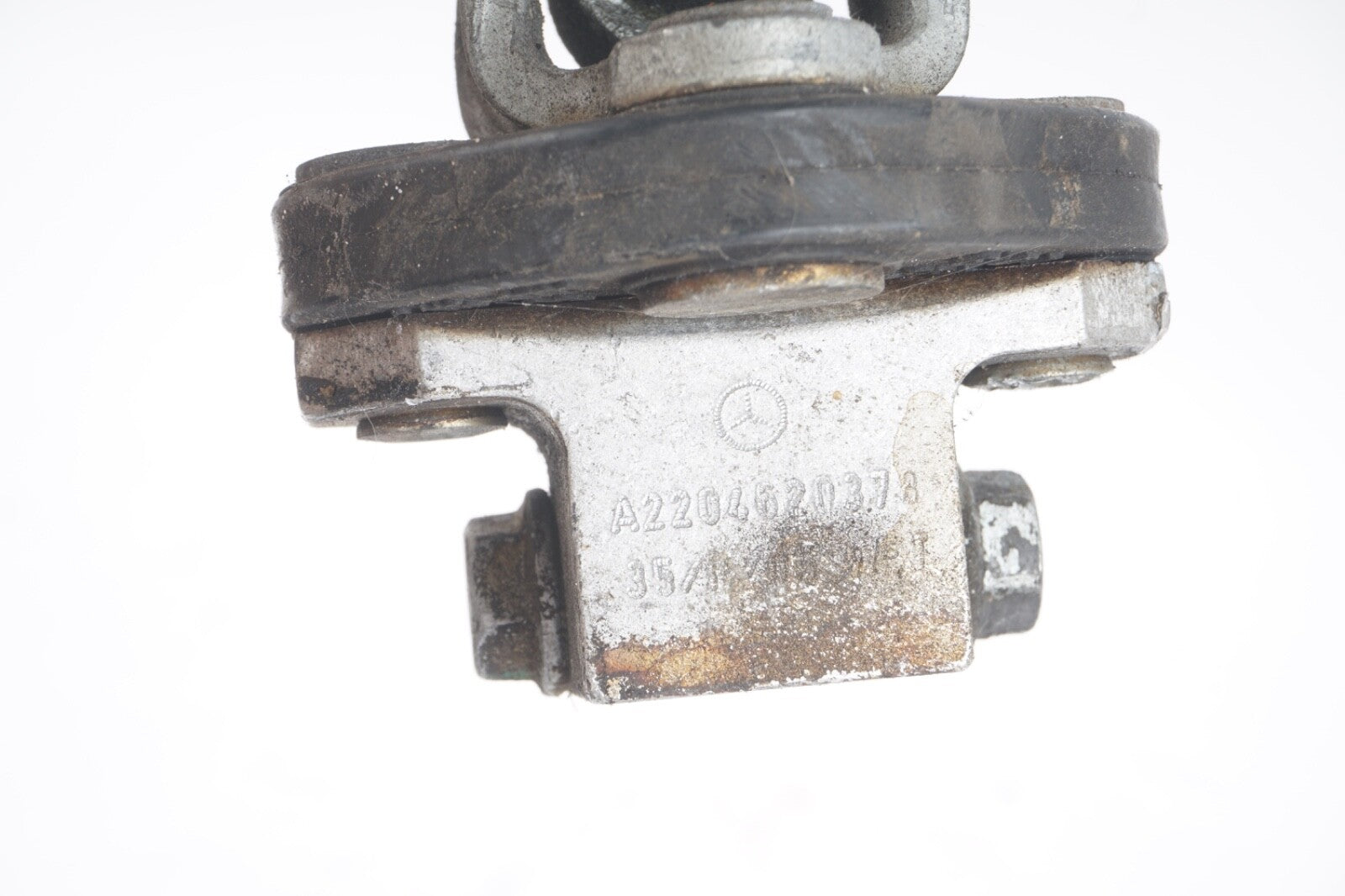 03-12 Mercedes R230 SL550 SL500 Steering Gear Coupling 2204620378 OEM