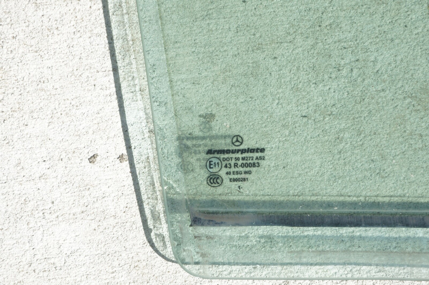 2008 - 2014 MERCEDES W204 C200 C250 C300 C350 REAR RIGHT WINDOW GLASS