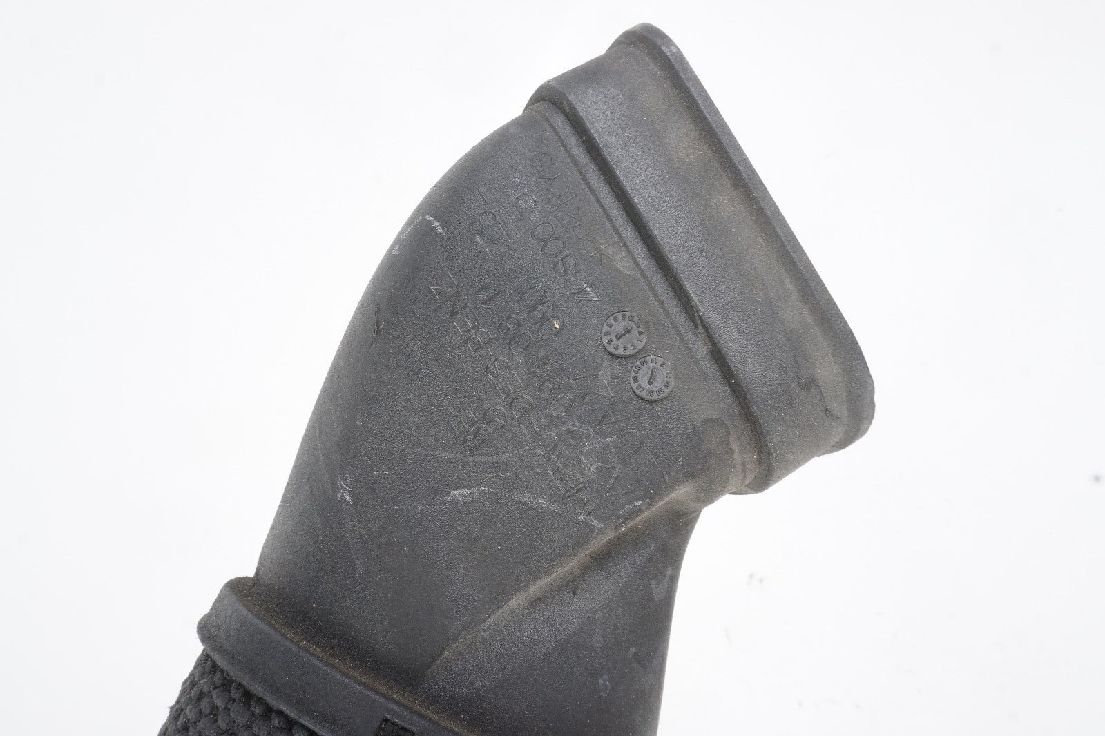 07-2011 mercedes w221 s550 right passenger engine air intake tube duct inlet oem