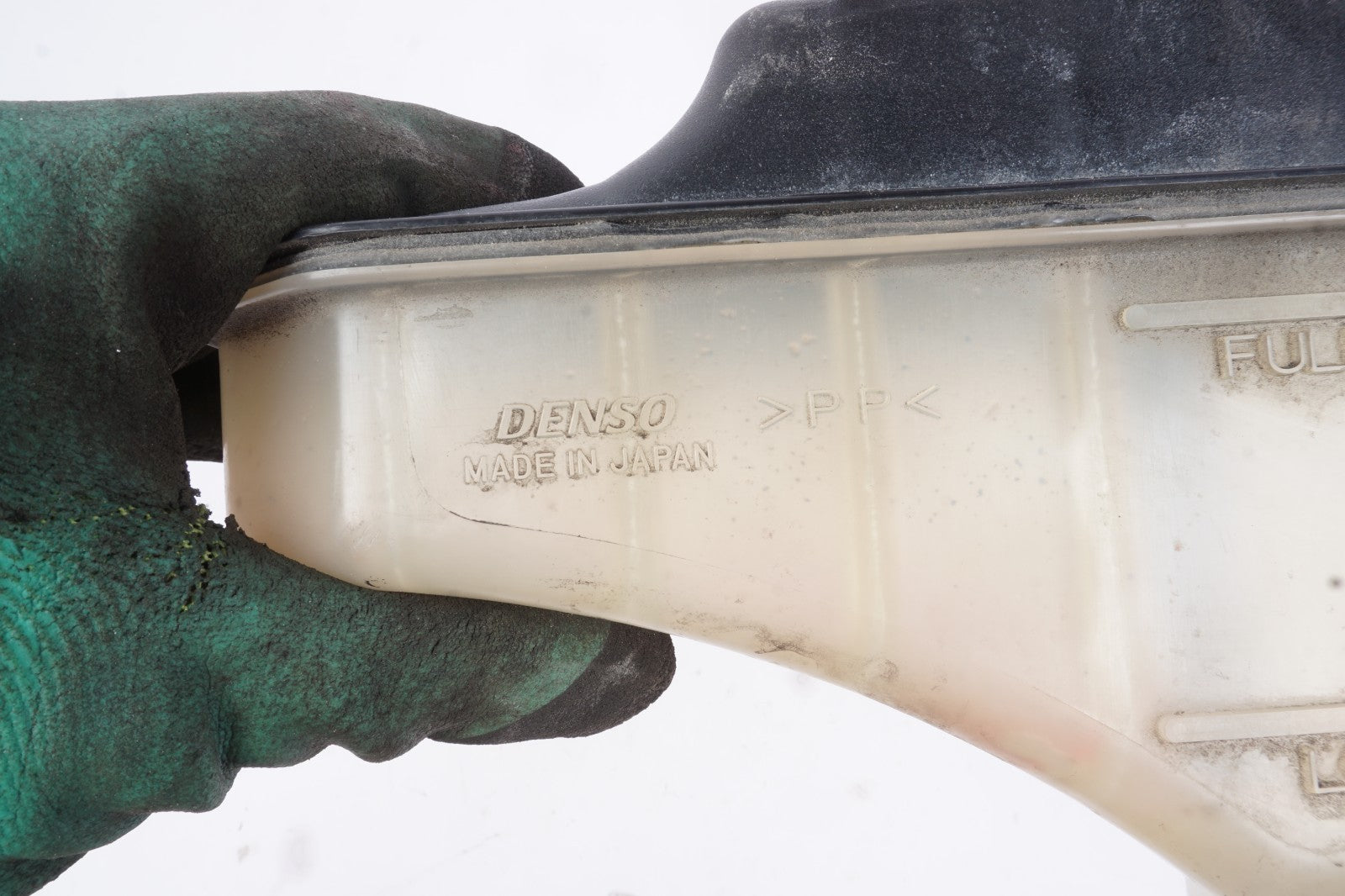 2002 - 2010 LEXUS SC430 ENGINE COOLANT EXPANSION OVERFLOW RESERVOIR TANK BOTTLE