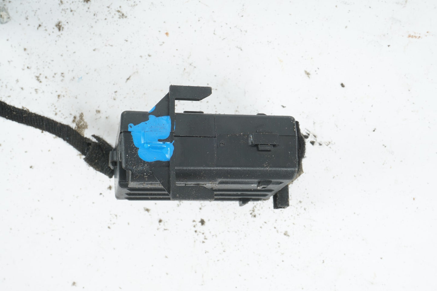 2006-2010 VOLVO C70 T5 FRONT DOOR LEFT OR TIGHT SIDE DOOR SENSOR  OEM