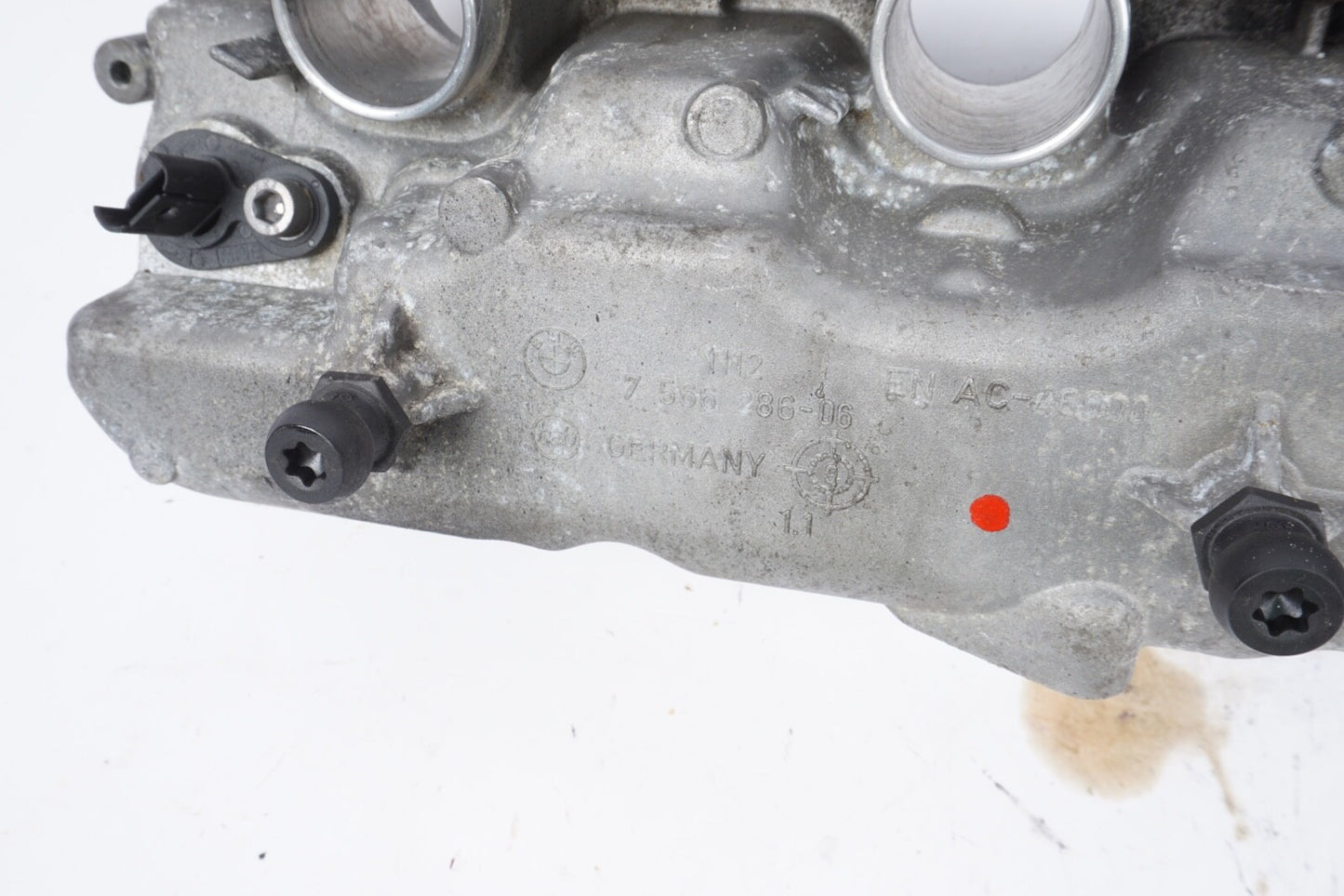 2010-2012 BMW 750 650 550 - LEFT Engine Valve / Cylinder HEAD Cover 7566286