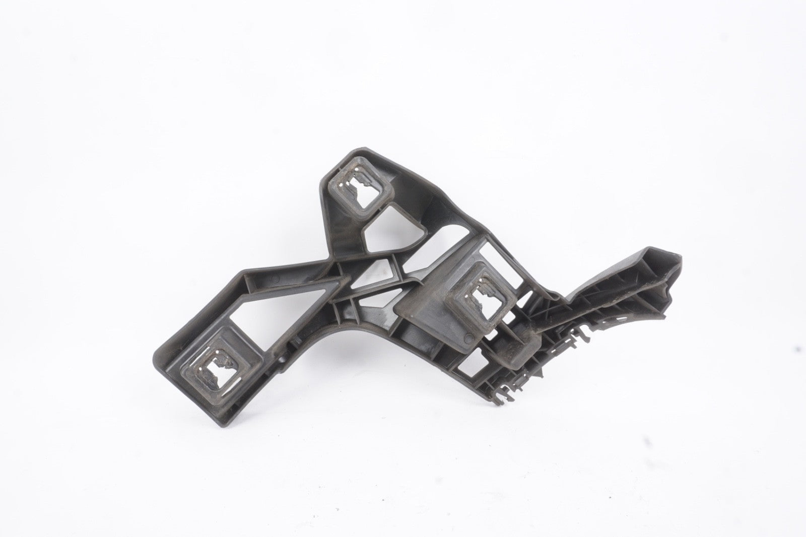 2013 - 2019 Mercedes GLS550 X166 Rear Right Bumper Mount Bracket OEM