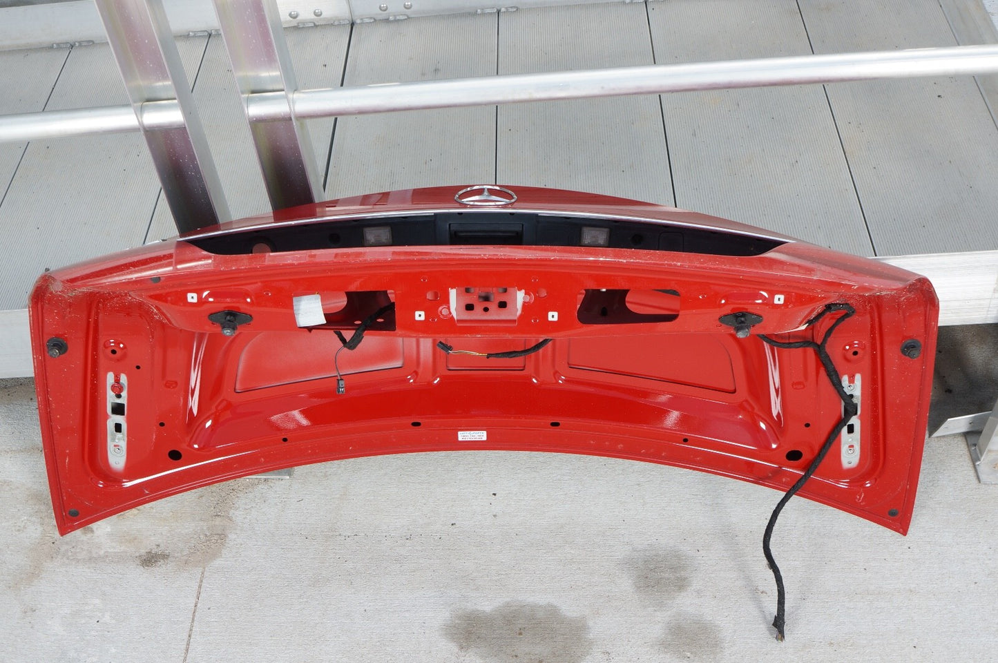 08-14 Mercedes W204 C250 C300 Sedan Rear Trunk Lid Deck Panel Assembly Red
