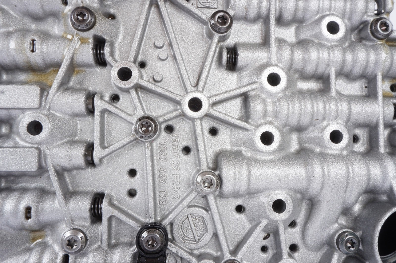 2014 - 2016 MASERATI GHIBLI RWD AUTOMATIC TRANSMISSION VALVE BODY OEM