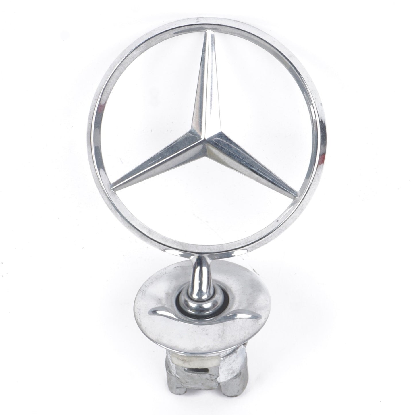2008 - 2011 Mercedes W204 C300 Hood Logo Emblem Ornament OEM