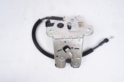 2011 - 2018 AUDI A8 QUATTRO REAR TRUNK LID TAILGATE LATCH LOCK ACTUATOR OEM
