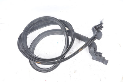 11-14 MERCEDES-BENZ E350 CONVERTIBLE ROOF RUBBER SEAL A2077500398