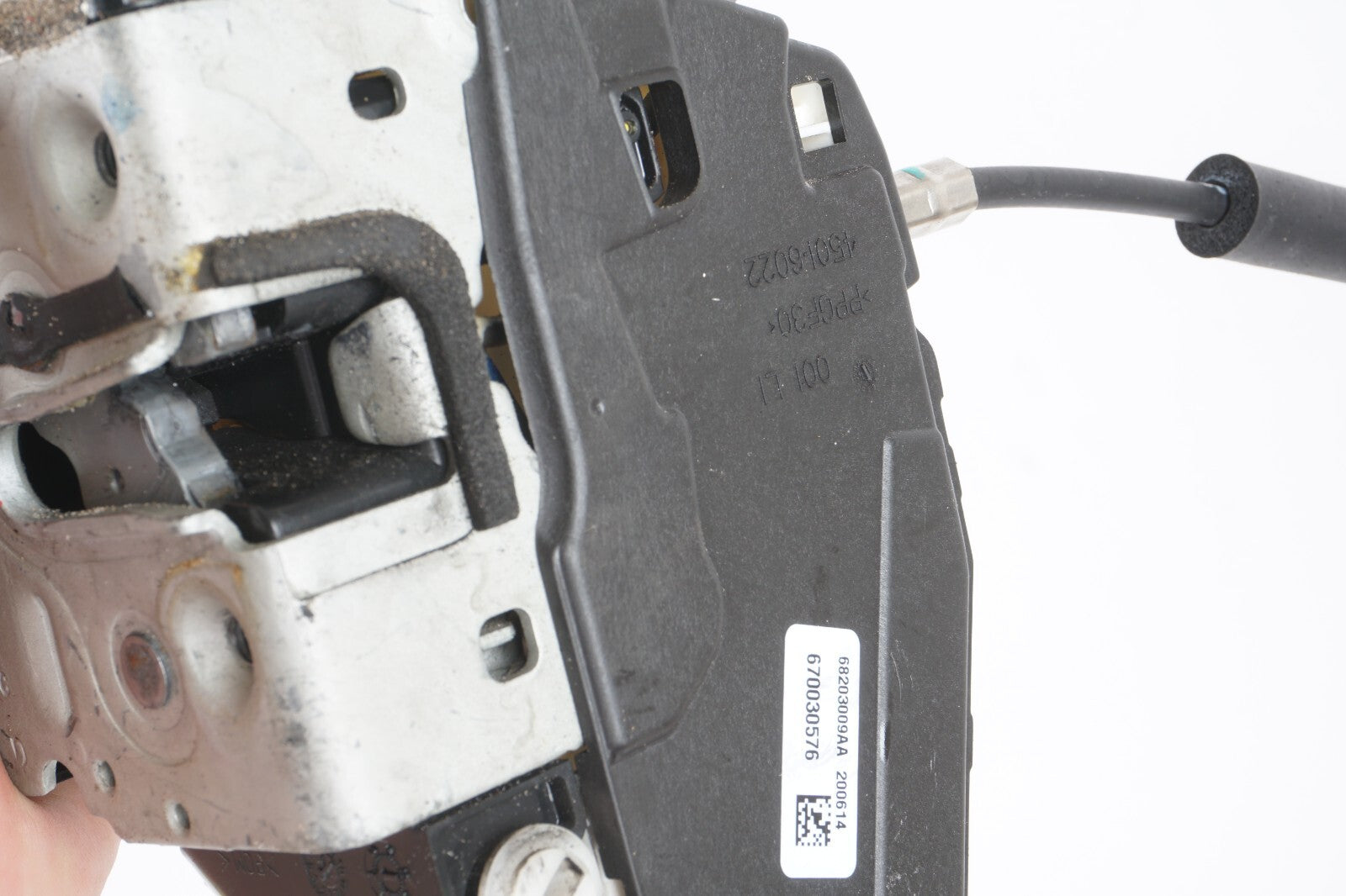 2014-2019 MASERATI GHIBLI REAR LEFT DRIVER SIDE DOOR LOCK ACTUATOR OEM