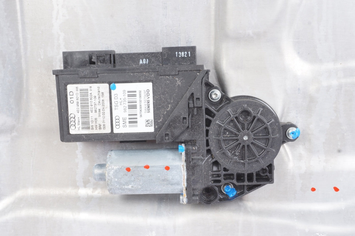 2004 - 2010 AUDI LONG D3 A8L QUATTRO REAR LEFT DRIVER WINDOW REGULATOR LWB OEM