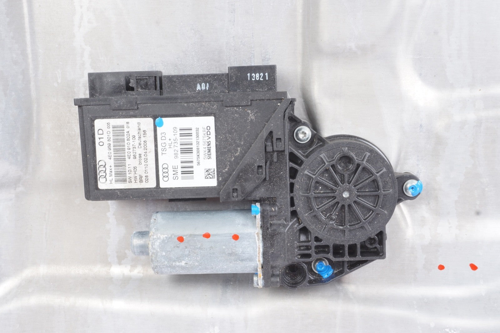 2004 - 2010 AUDI LONG D3 A8L QUATTRO REAR LEFT DRIVER WINDOW REGULATOR LWB OEM